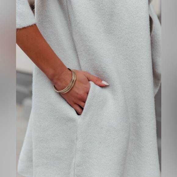 VICI COLLECTION BRANSON POCKETED DRAPE KNIT CARDIGAN - Picture 6 of 11